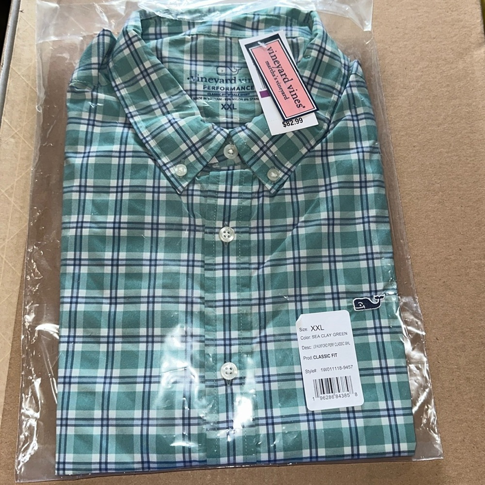BNWT Vineyard Vines Button down XXL